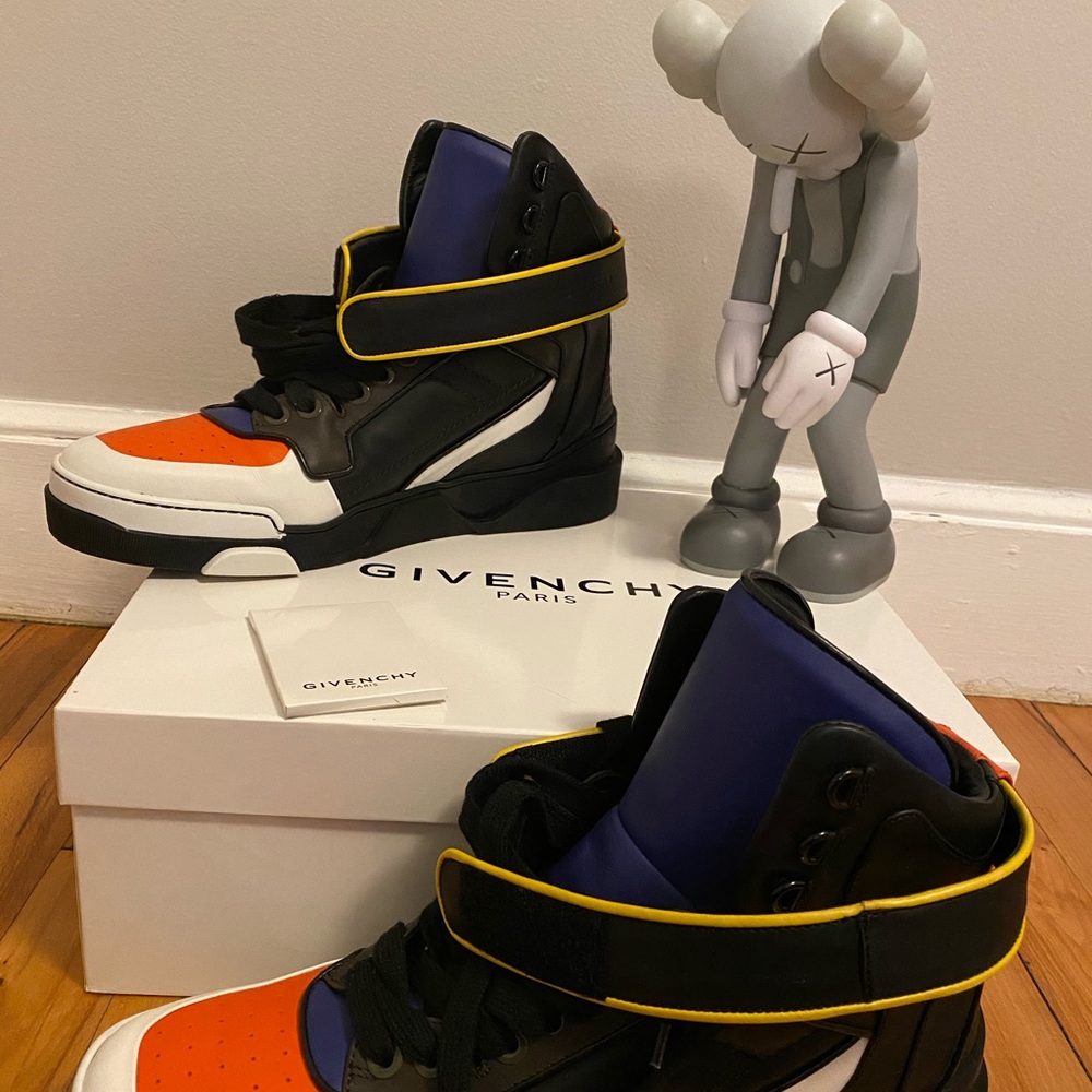 Givenchy Tyson Sneakers